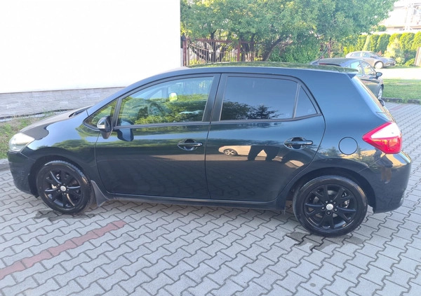 Toyota Auris cena 31900 przebieg: 163000, rok produkcji 2011 z Sławków małe 106